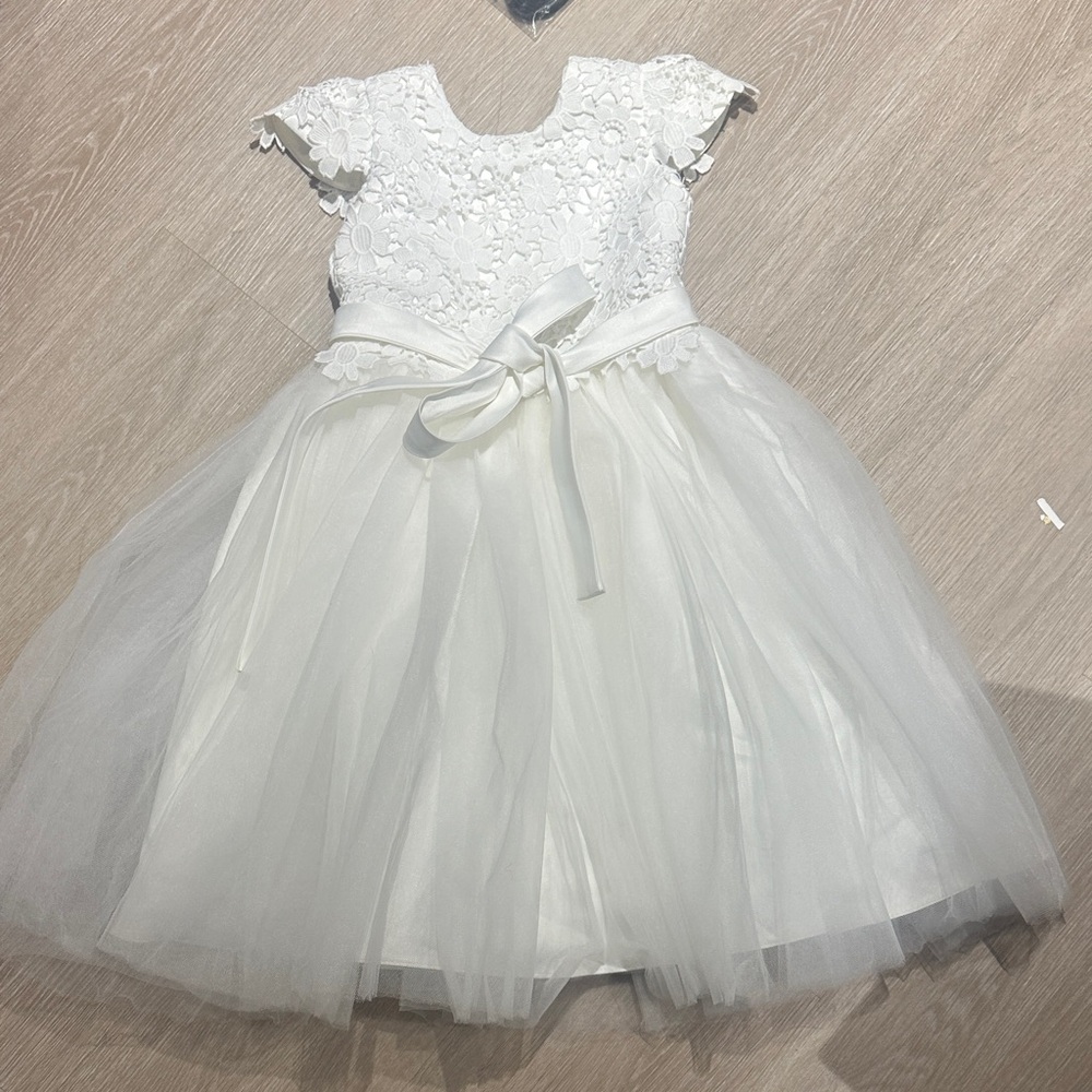 Elegant White Lace Kids Dress